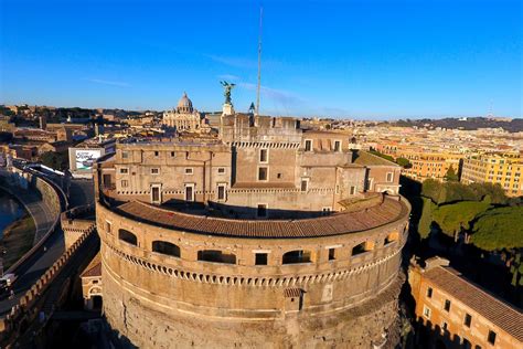 castel santangelo roma italia vista lateral dronestagram