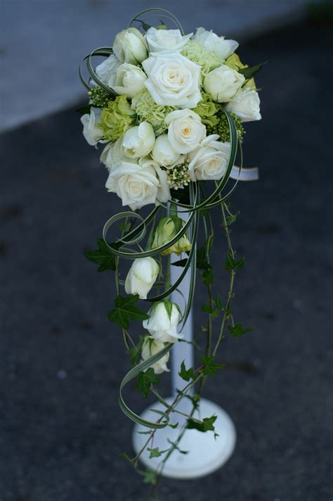 bridal bouquets  pictures wikihow