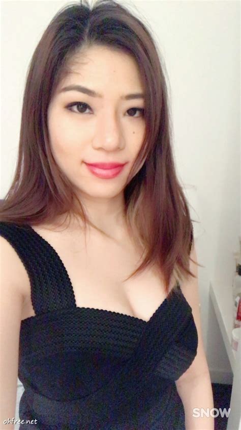 Singaporean Girl Lim Chien Yue Nude Sexy Photos Leaked