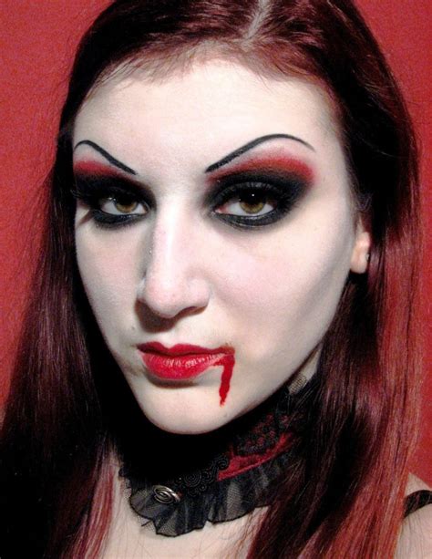 halloween vampire makeup ideas  women flawssy