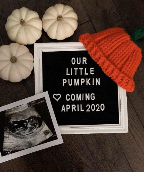 Cute And Festive Fall Pregnancy Announcement Ideas Pregnancy