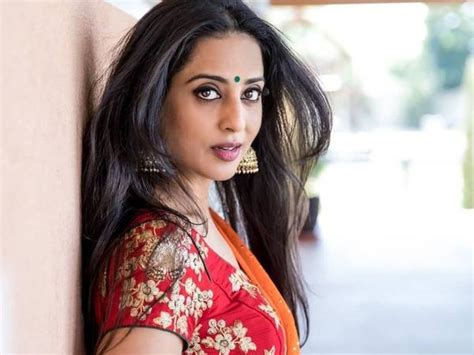 Happy Birthday Mahie Gill Single Mother Of 3 Year Old Daughter And