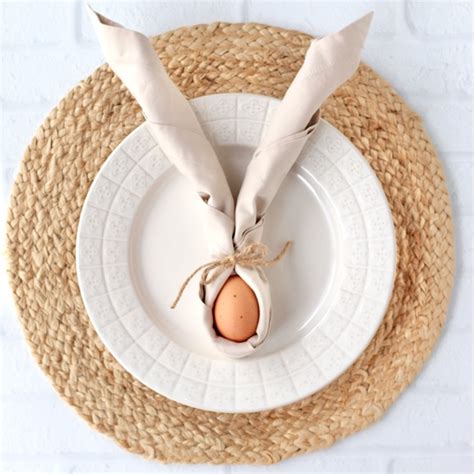 easter bunny napkin fold  egg  easy  frugal girls