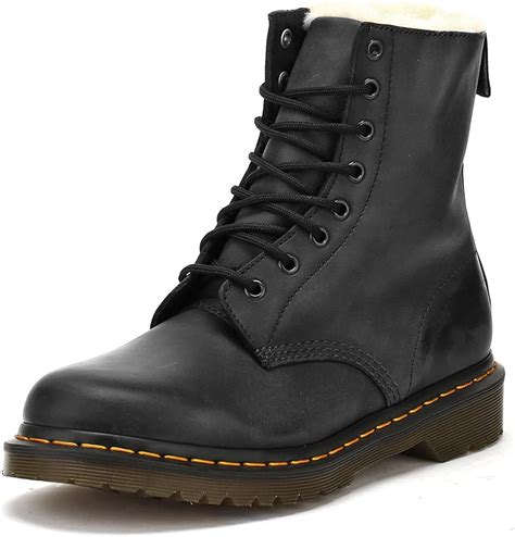 amazoncom dr martens womens  serena fashion boot ankle bootie