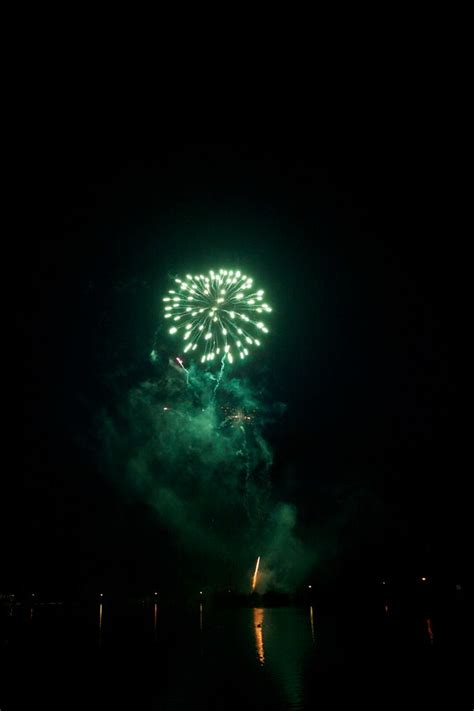centre parcs fireworks catonthenet flickr