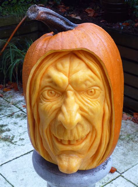 witch face pumpkin carving