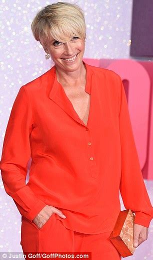 emma thompson and daughter gaia glam up for bridget jones premiere