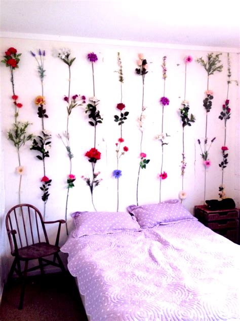 bed decoration ideas  flowers