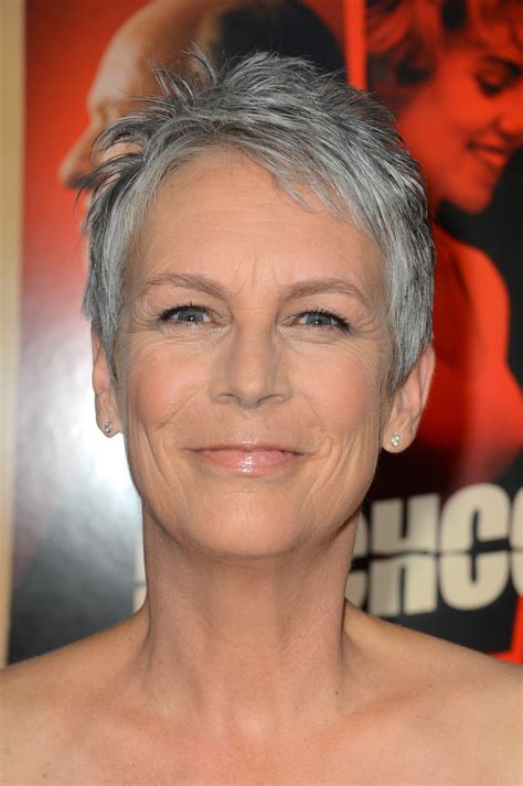 12 celebrities who look better with gray hair