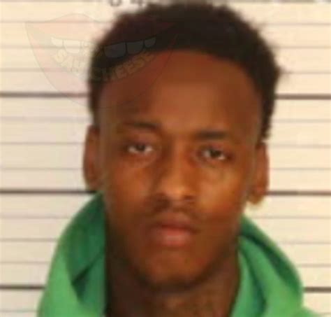Say Cheese 👄🧀 On Twitter Memphis Man Is Accused Of Robbing Then