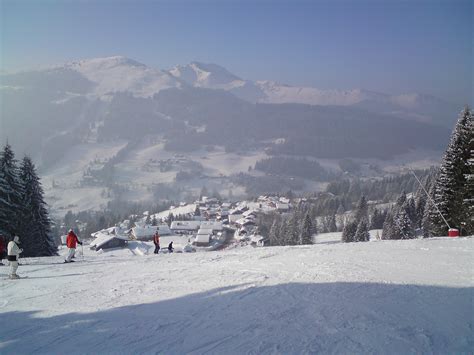 morzine ski resort guide snow forecastcom