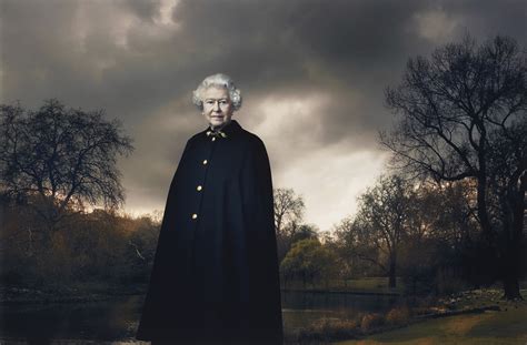 queen elizabeth ii ph  annie leibovitz buckingham palace london