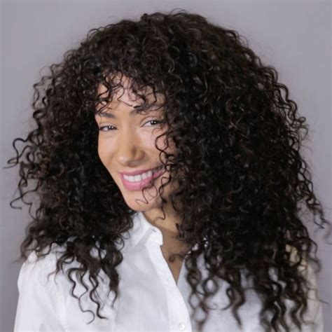 How To Apply Clip In Extensions For Curly Hair