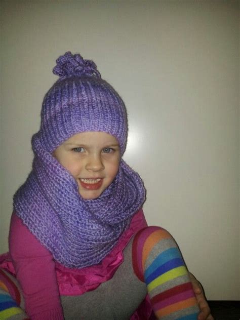 muts met kol sjaal petra kool crochet scarf fashion moda fashion styles fashion illustrations