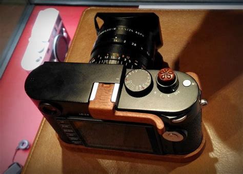 leica m240full set wood accessory camerawood by magicwoodhandmade leica camera shop hot shoes