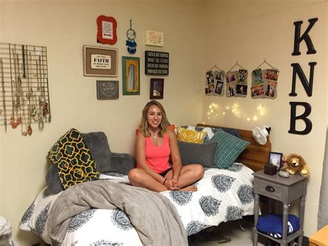 Baylor University Womens Dorm Room Ruth Collins Hall Salon