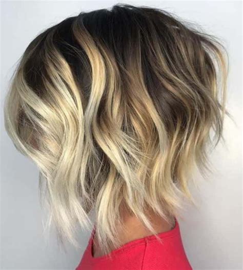 Top 15 Short Hairstyles With Blonde Highlights [2021]