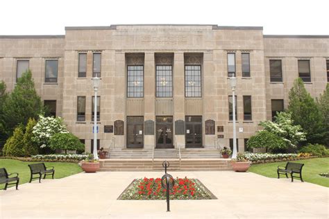 st catharines city hall  reopen  appointments  week  river
