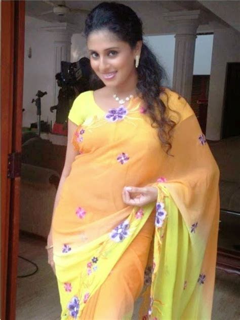 Sri Lankan Populer Actress Manjula Kumari Sexy Photo Collection