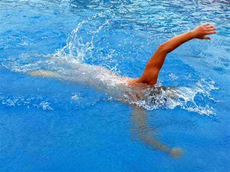 swimming    falls  older men swimmers daily