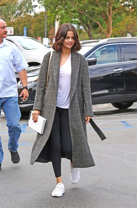 pin by brianna quiceno on fashion selena gomez casual casual celebrity style guide