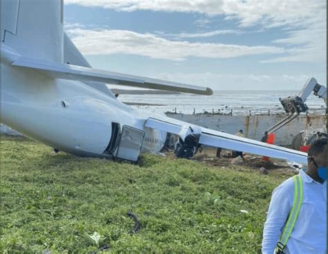 silverstone s cargo plane crash lands in mogadishu