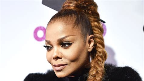 janet jackson delivers touching speech about her father during first