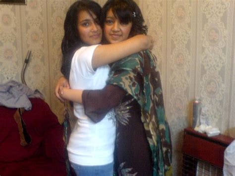 desi girls and aunties hot and sexy pictures desi lesbian collection