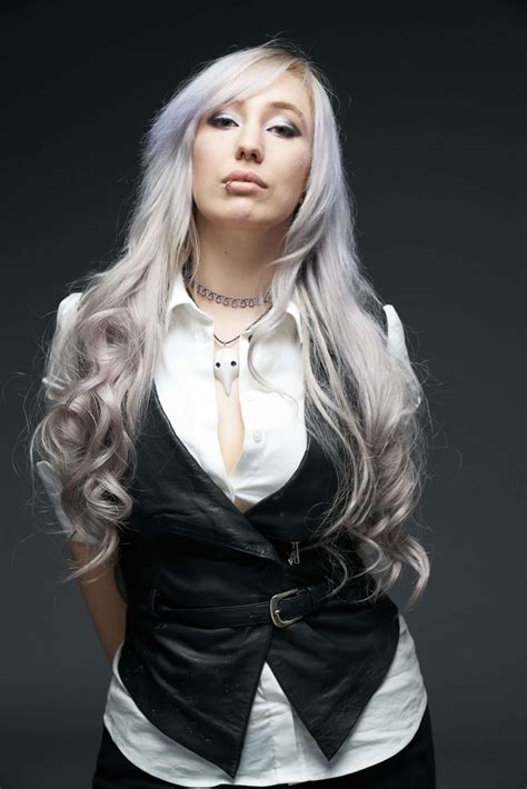 Zoë Quinn Whose Life Was Nearly Destroyed By Gamergate Protect Others