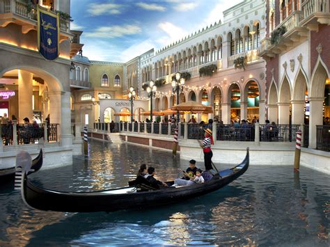 gondola ride   venetian hotel  casino