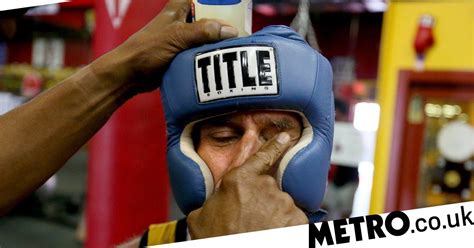 Why Do Boxers Put Vaseline On Metro News