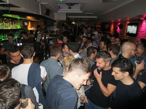 Gay Bar Crawls Londra 2022 Tutto Quello Che C è Da Sapere