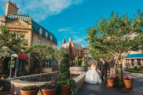 can you get married at disney world and disneyland
