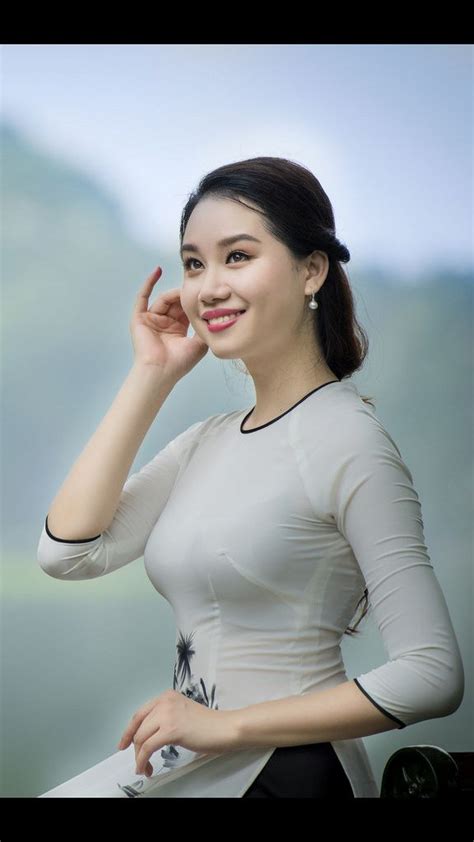 screenshot 20171105 111424 ao dai beautiful asian girls beautiful asian women vietnamese dress