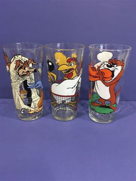 Collectibles 1976 Pepsi Collectors Series Character Glass Looney Tunes