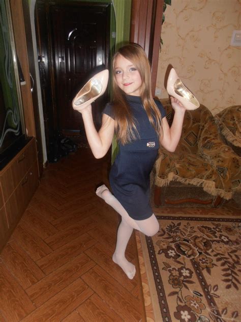 Russian Pantyhose Girls 60744812 Isliqv0tdqk  Imgsrc Ru