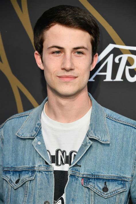 here s what the cast of 13 reasons why looks like on the show vs irl