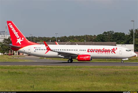 tc tjs corendon airlines boeing    frankfurt photo id