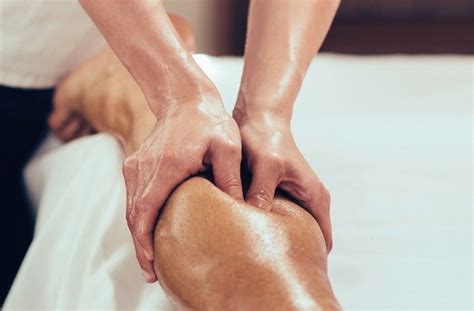 deep tissue sports massage nicolas duggan masajista