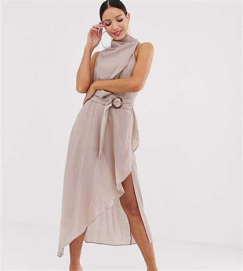 asos design tall midi jurk met gedrapeerde hals van stof met textuur en strikceintuur beige