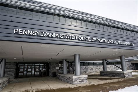 state police headquarters cleared  bomb threat pennlivecom