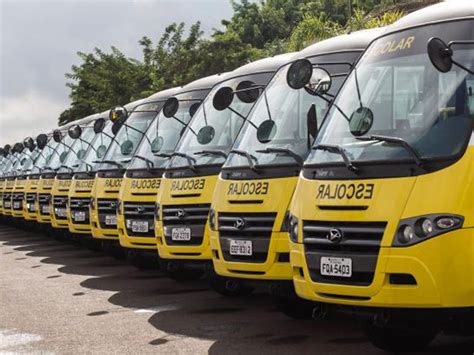 Alckmin Entrega 135 ônibus Escolares Para A Região De Rio