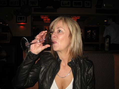 gilly p7 52 from blackpool is a local granny looking for