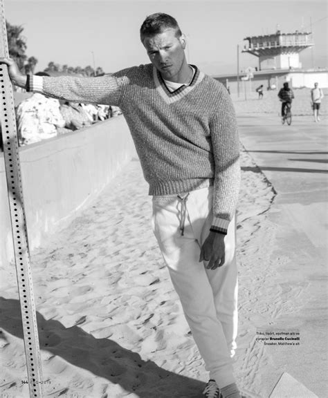 Matthew Noszka Hits The Beach With Esquire Turkey In 2020
