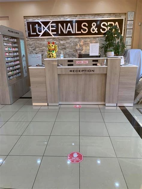 luxe nails spa mount laurel  jersey