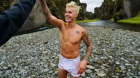 Justin Bieber Naked Photos Bora Bora Swimming Pool Dip