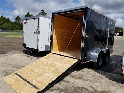 enclosed trailer  black tandem axle ad  usa cargo trailer