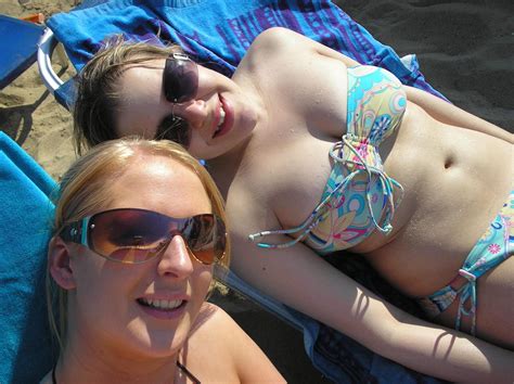 Hot Amateur Bikini Girls At The Beach Naked Teen Girls
