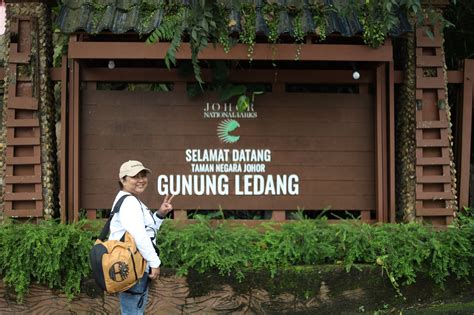 travelholic traveltips accommodation  taman hutan lagenda gunung ledang