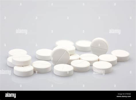 mehrere tabletten nahaufnahme stock photo alamy